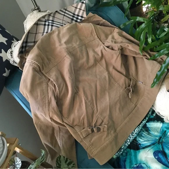Burberry jacket - Picture 2 of 6